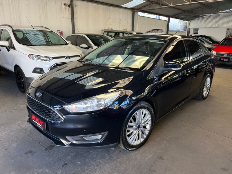 focus 2.0 se sedan 16v flex 4p automatico 2016 caxias do sul