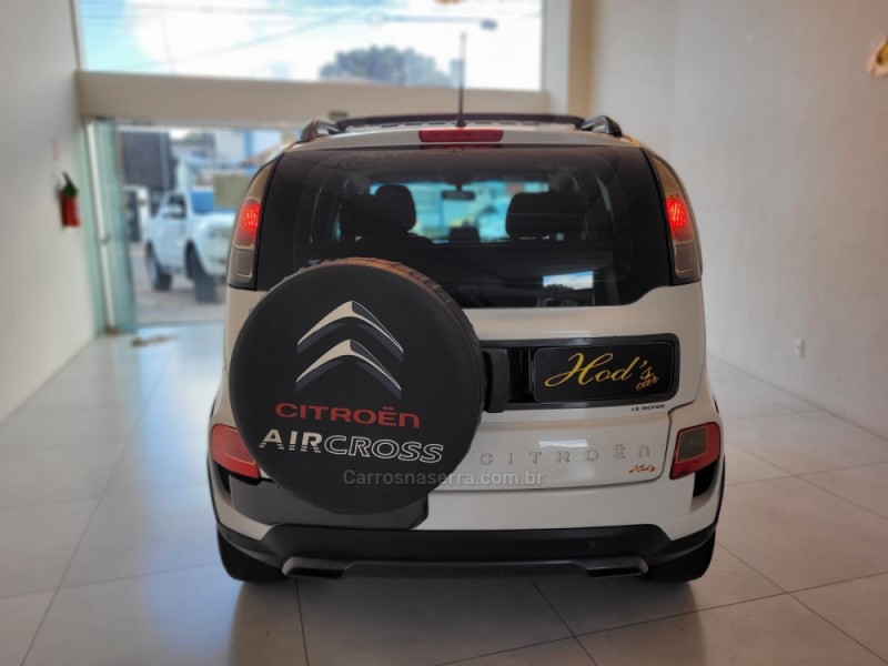 AIRCROSS 1.6 SALOMON TENDANCE 16V FLEX 4P MANUAL - 2017 - CANELA