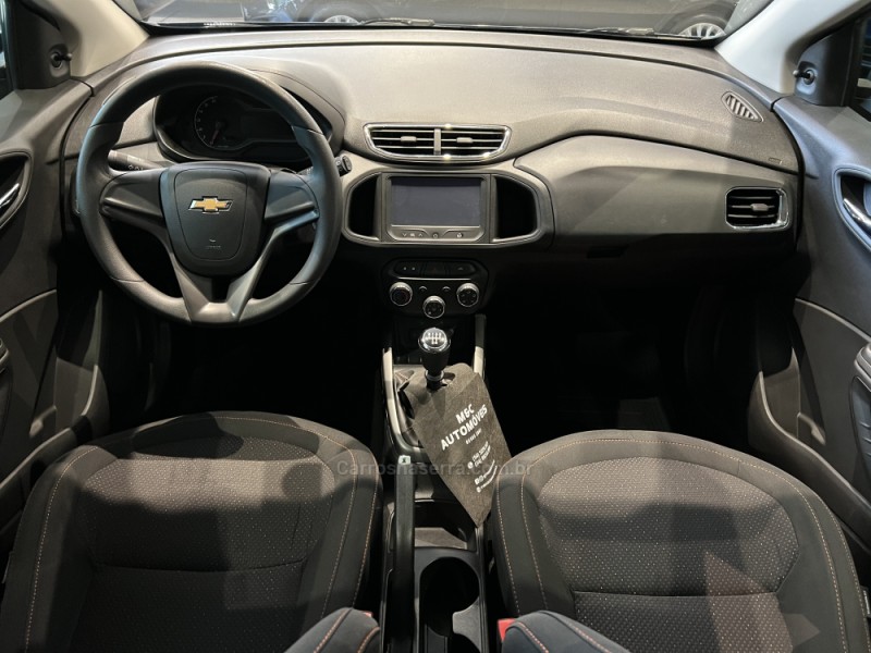 ONIX 1.4 MPFI LT 8V FLEX 4P MANUAL - 2015 - CAXIAS DO SUL