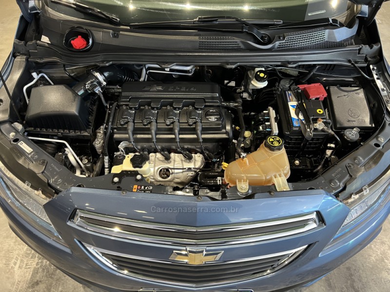 ONIX 1.4 MPFI LT 8V FLEX 4P MANUAL - 2015 - CAXIAS DO SUL