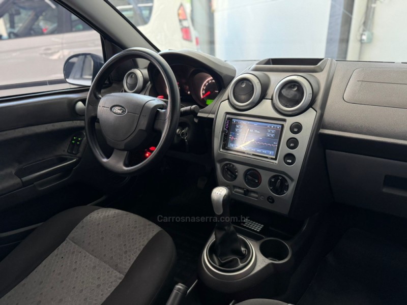 FIESTA 1.0 MPI CLASS HATCH 8V FLEX 4P MANUAL - 2014 - NOVO HAMBURGO