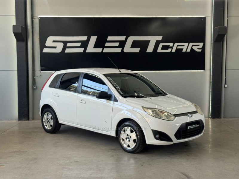 FIESTA 1.0 MPI CLASS HATCH 8V FLEX 4P MANUAL - 2014 - NOVO HAMBURGO