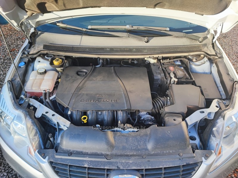 FOCUS 2.0 GLX 16V GASOLINA 4P MANUAL - 2011 - FARROUPILHA