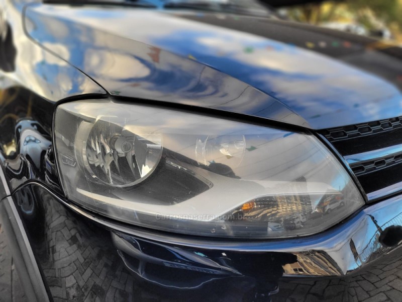 CROSSFOX 1.6 MI FLEX 8V 4P MANUAL - 2011 - CANELA