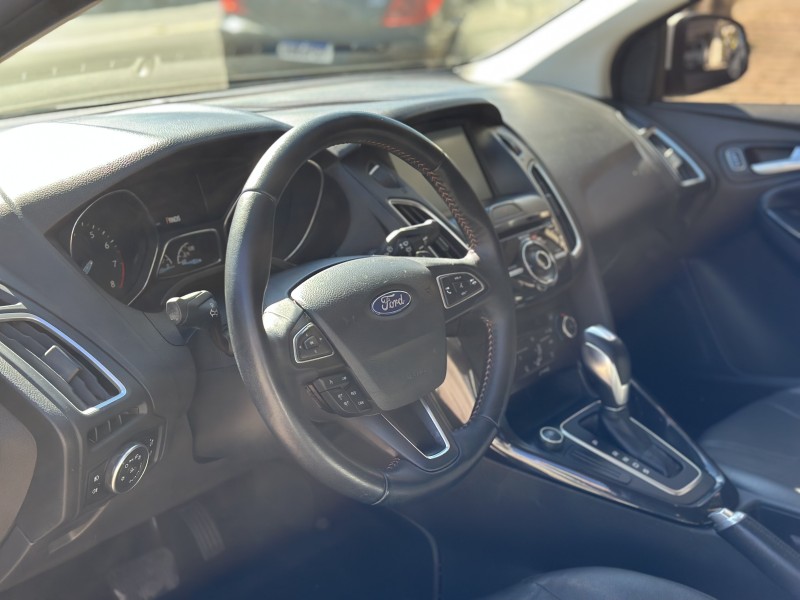 FOCUS 2.0 TITANIUM FASTBACK 16V FLEX 4P AUTOMÁTICO - 2016 - CAXIAS DO SUL