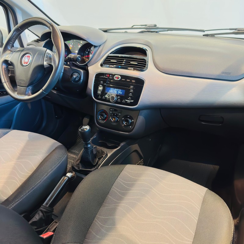 PUNTO 1.6 ESSENCE 16V FLEX 4P MANUAL - 2013 - CAXIAS DO SUL