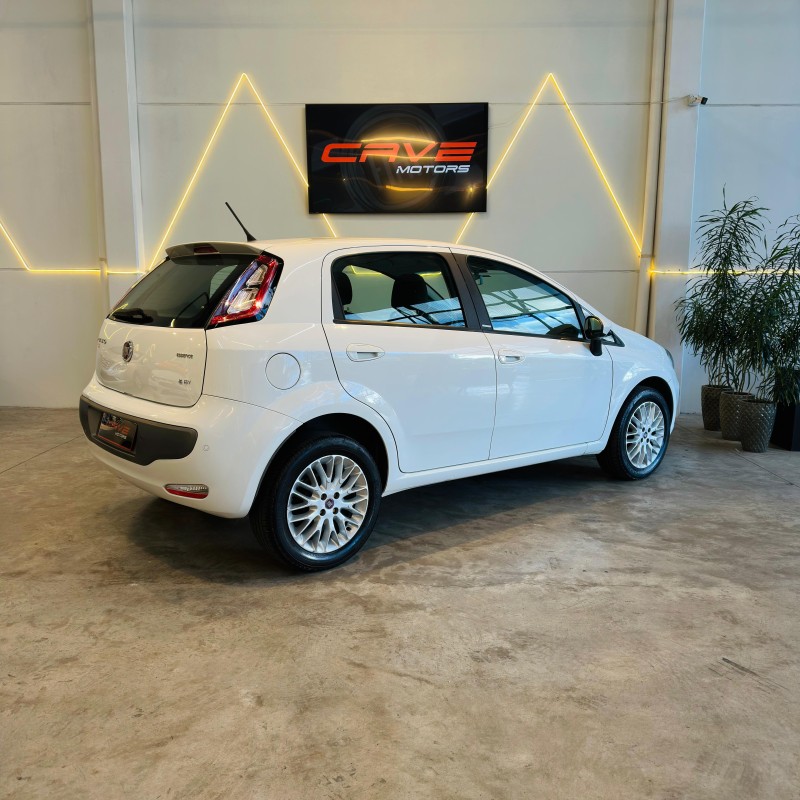 PUNTO 1.6 ESSENCE 16V FLEX 4P MANUAL - 2013 - CAXIAS DO SUL