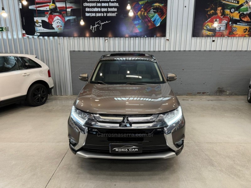 OUTLANDER 2.2 4X4 16V DIESEL 4P AUTOMÁTICO - 2016 - CAXIAS DO SUL