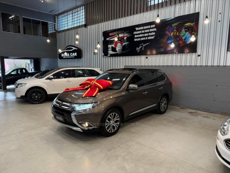 outlander 2.2 4x4 16v diesel 4p automatico 2016 caxias do sul