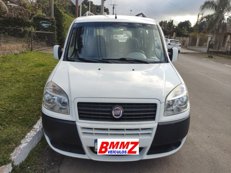 DOBLÓ 1.8 ELX 8V FLEX 4P MANUAL 7 LUGARES