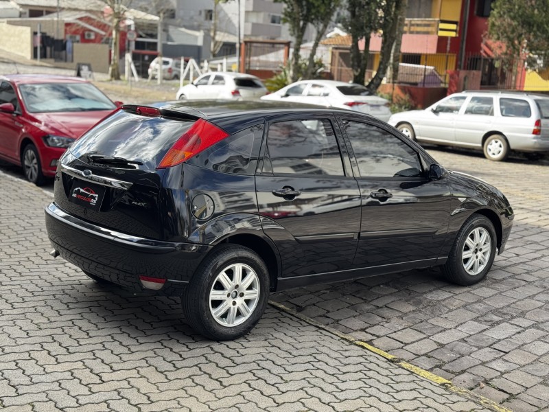 FOCUS 1.6 GLX 8V FLEX 4P MANUAL - 2009 - CAXIAS DO SUL