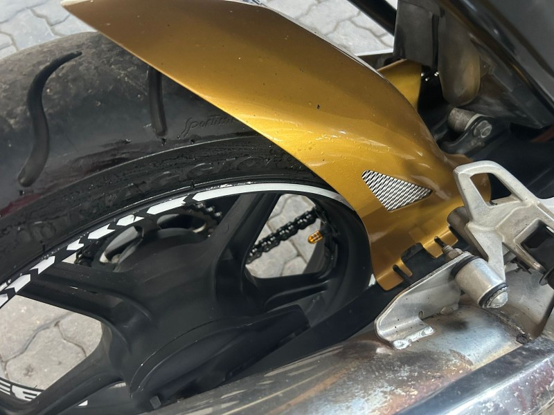 CB 300R ABS - 2011 - TRêS COROAS