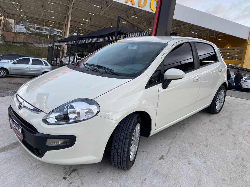 PUNTO 1.4 ATTRACTIVE 8V FLEX 4P MANUAL - 2013 - CAXIAS DO SUL