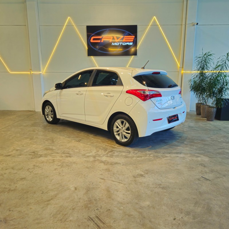 HB20 1.6 PREMIUM 16V FLEX 4P AUTOMÁTICO - 2014 - CAXIAS DO SUL
