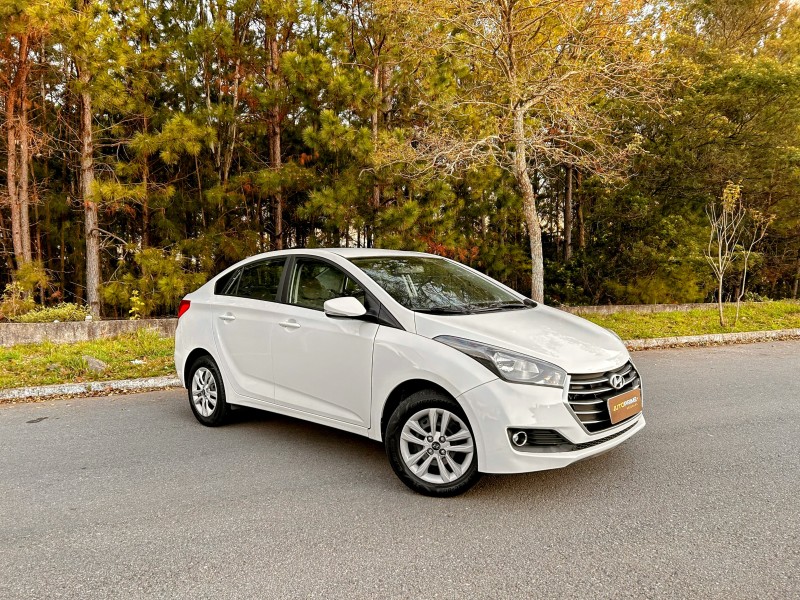 HB20S 1.6 COMFORT PLUS 16V FLEX 4P AUTOMÁTICO - 2017 - BENTO GONçALVES