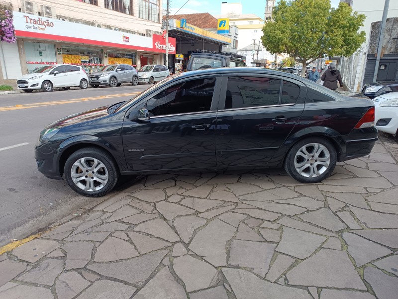 VECTRA 2.0 MPFI ELEGANCE 8V 140CV FLEX 4P AUTOMÁTICO - 2011 - FLORES DA CUNHA