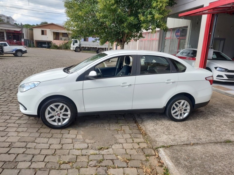 GRAND SIENA 1.6 MPI ESSENCE SUBLIME 16V FLEX 4P AUTOMATIZADO