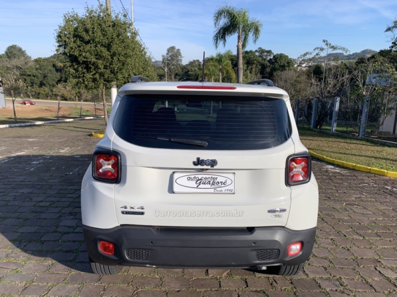 RENEGADE 2.0 16V TURBO DIESEL LONGITUDE 4P 4X4 AUTOMÁTICO - 2016 - GUAPORé
