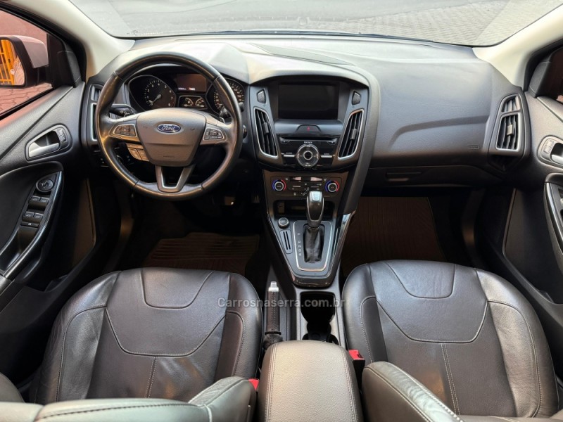 FOCUS 2.0 TITANIUM SEDAN 16V FLEX 4P AUTOMÁTICO - 2017 - CAXIAS DO SUL