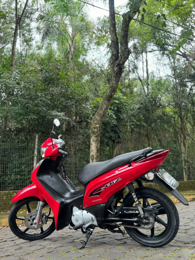 BIZ 125 EX - 2015 - LAJEADO