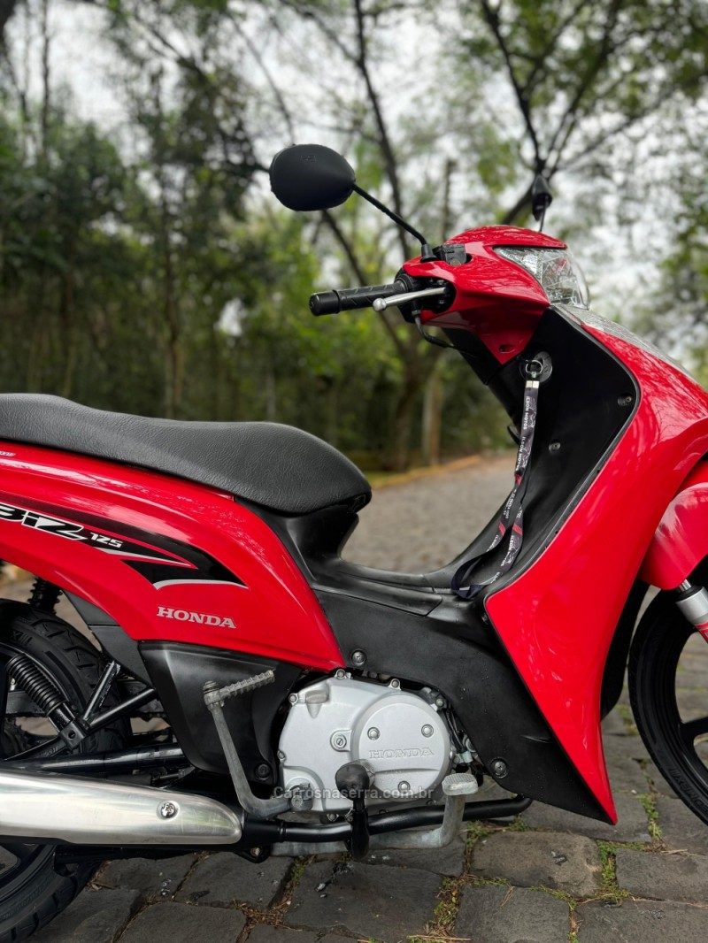 BIZ 125 EX - 2015 - LAJEADO