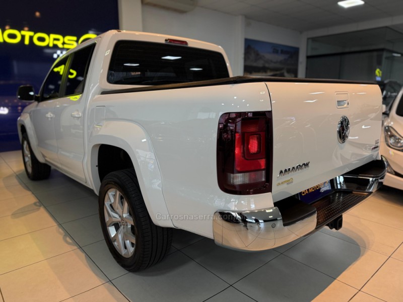 AMAROK 3.0 V6 TDI HIGHLINE CD DIESEL 4MOTION AUTOMÁTICO - 2023 - SãO LEOPOLDO