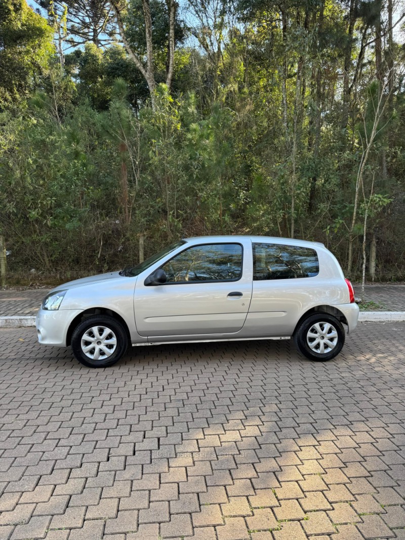 CLIO 1.0 AUTHENTIQUE 16V FLEX 2P MANUAL - 2013 - GUAPORé