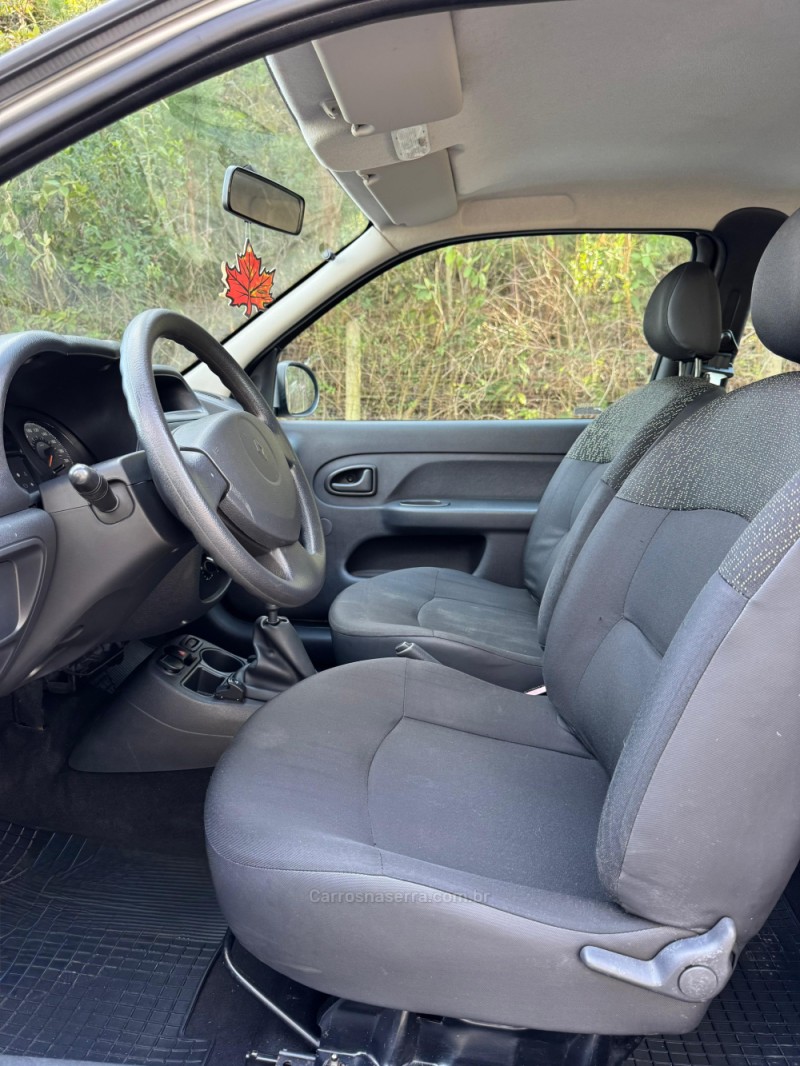 CLIO 1.0 AUTHENTIQUE 16V FLEX 2P MANUAL - 2013 - GUAPORé