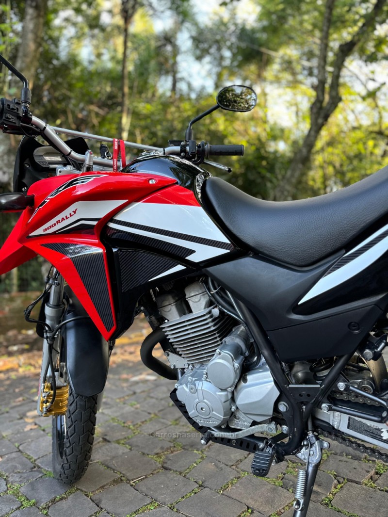 XRE 300 RALLY ABS - 2015 - LAJEADO
