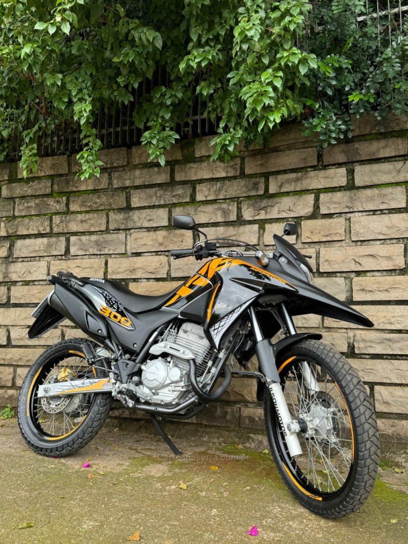 XRE 300 ADVENTURE ABS