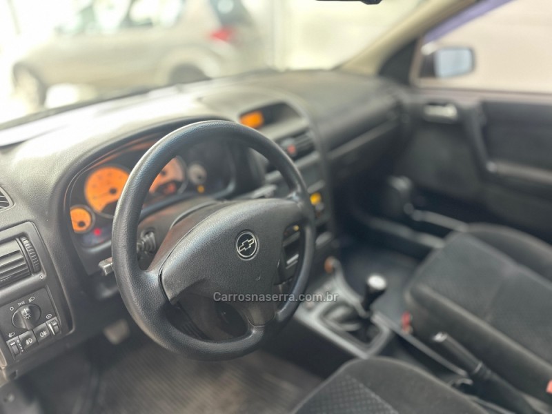 ASTRA 2.0 MPFI ADVANTAGE 8V FLEX 4P MANUAL - 2010 - VACARIA