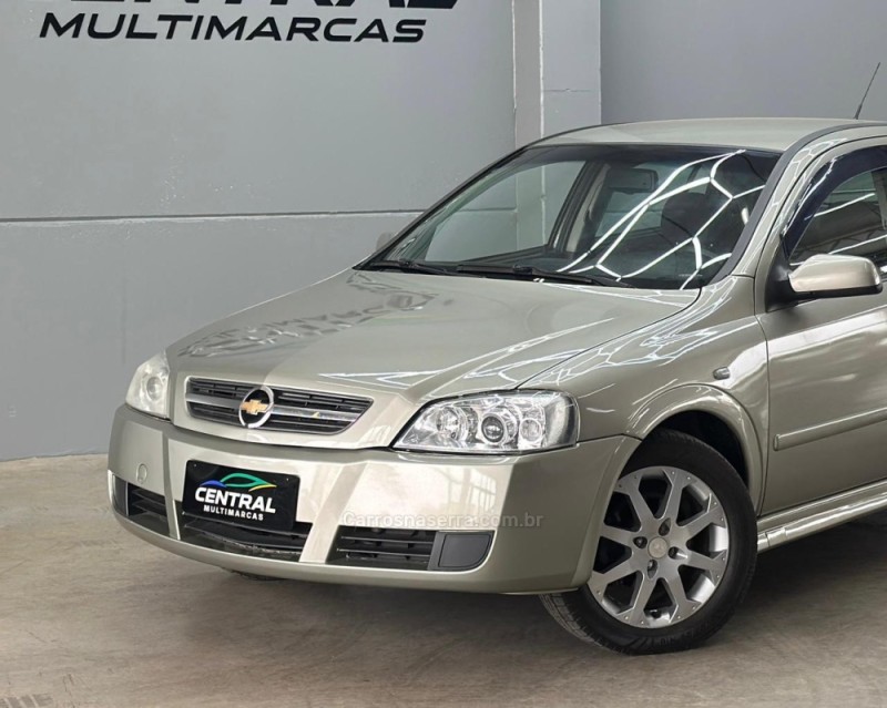 ASTRA 2.0 MPFI ADVANTAGE 8V FLEX 4P MANUAL - 2010 - VACARIA