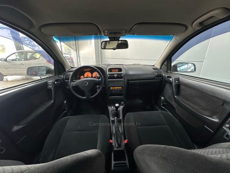 ASTRA 2.0 MPFI ADVANTAGE 8V FLEX 4P MANUAL - 2010 - VACARIA