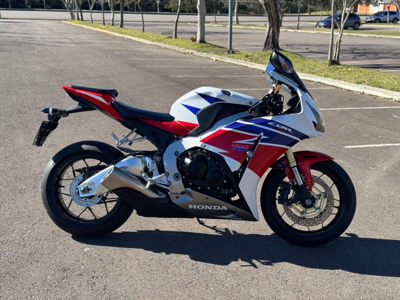 CBR 1000RR FIREBLADE - 2013 - BENTO GONçALVES