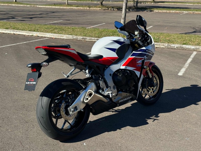CBR 1000RR FIREBLADE - 2013 - BENTO GONçALVES