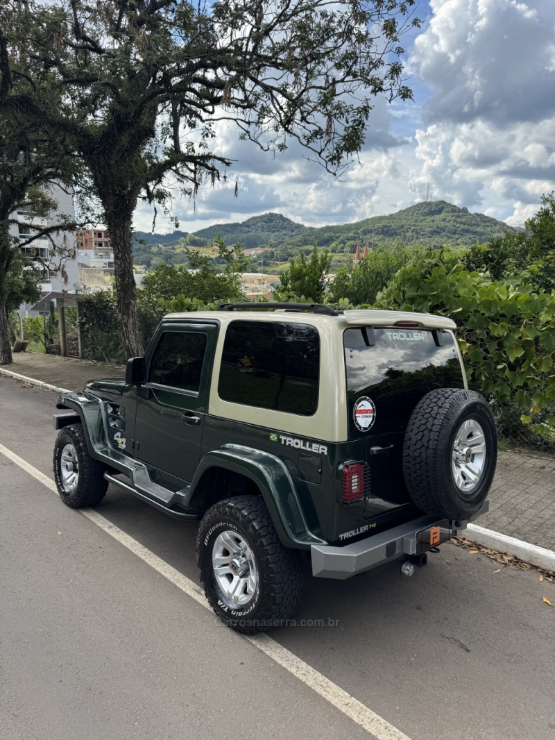 T4 3.2 TGV 4X4 16V TURBO DIESEL 2P MANUAL