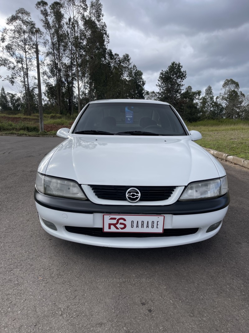 VECTRA 2.2 MPFI GLS 8V GASOLINA 4P MANUAL - 1999 - NOVO HAMBURGO