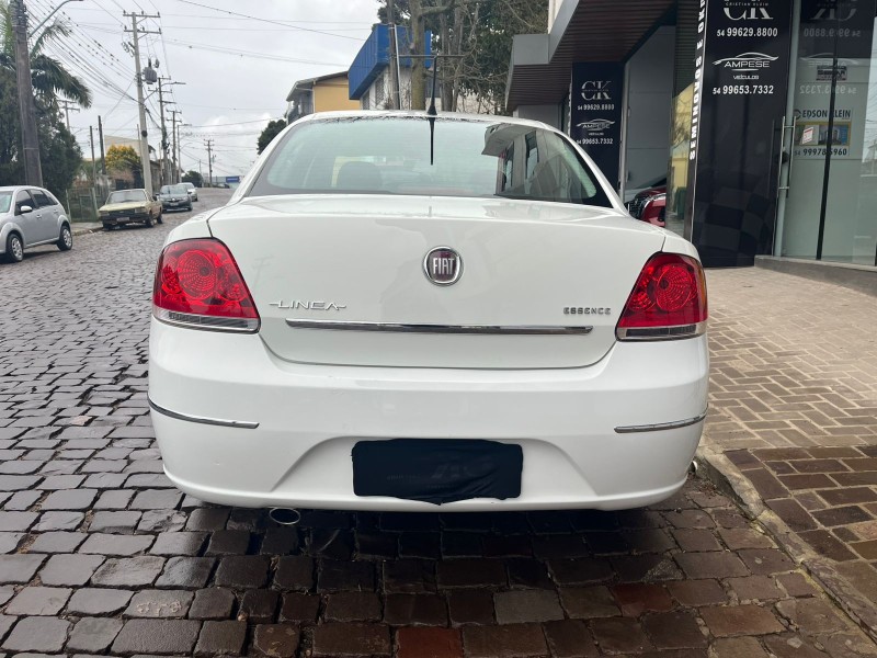 LINEA 1.8 ESSENCE 16V FLEX 4P MANUAL - 2013 - BENTO GONçALVES