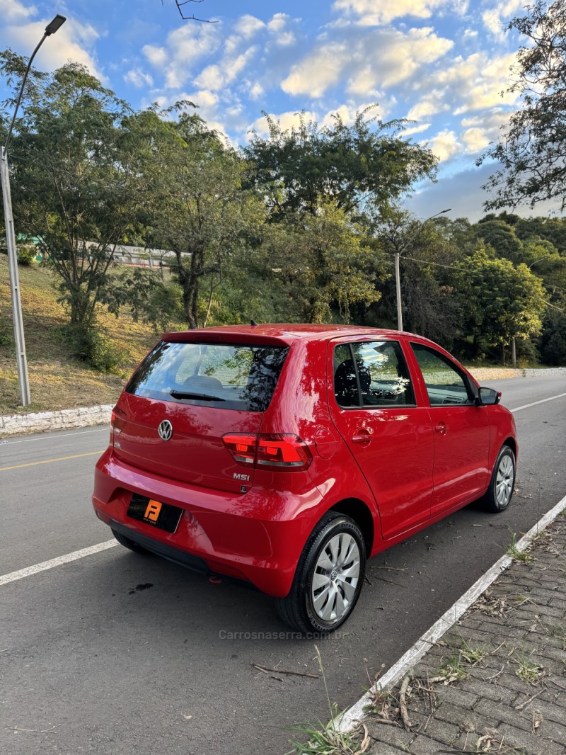 FOX 1.6 MSI TRENDLINE 8V FLEX 4P MANUAL - 2016 - NOVA ARAçá