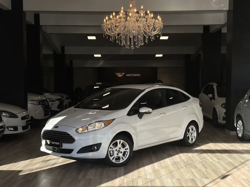 fiesta 1.6 se sedan 16v flex 4p automatico 2015 caxias do sul