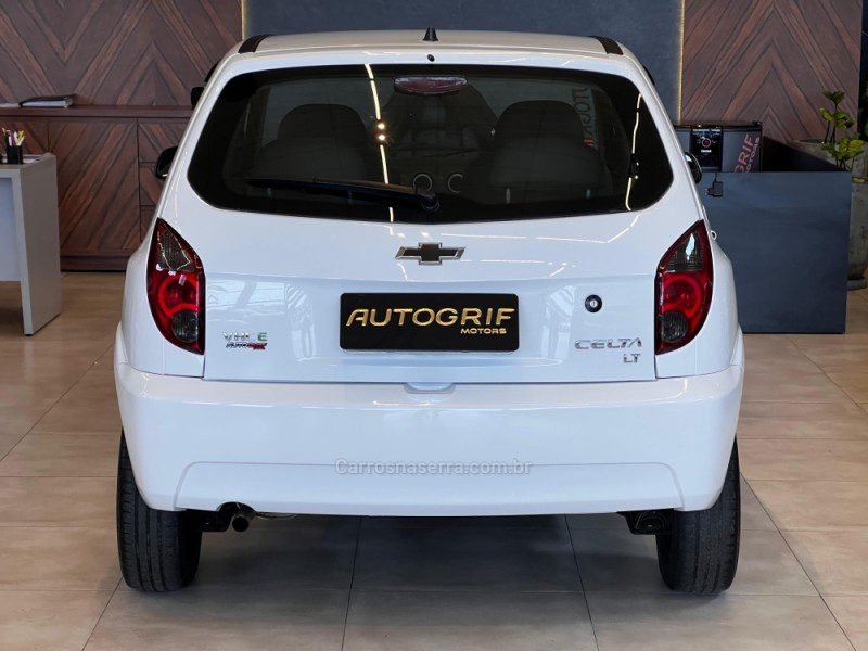 CELTA 1.0 MPFI LT 8V FLEX 4P MANUAL - 2014 - CAMPO BOM