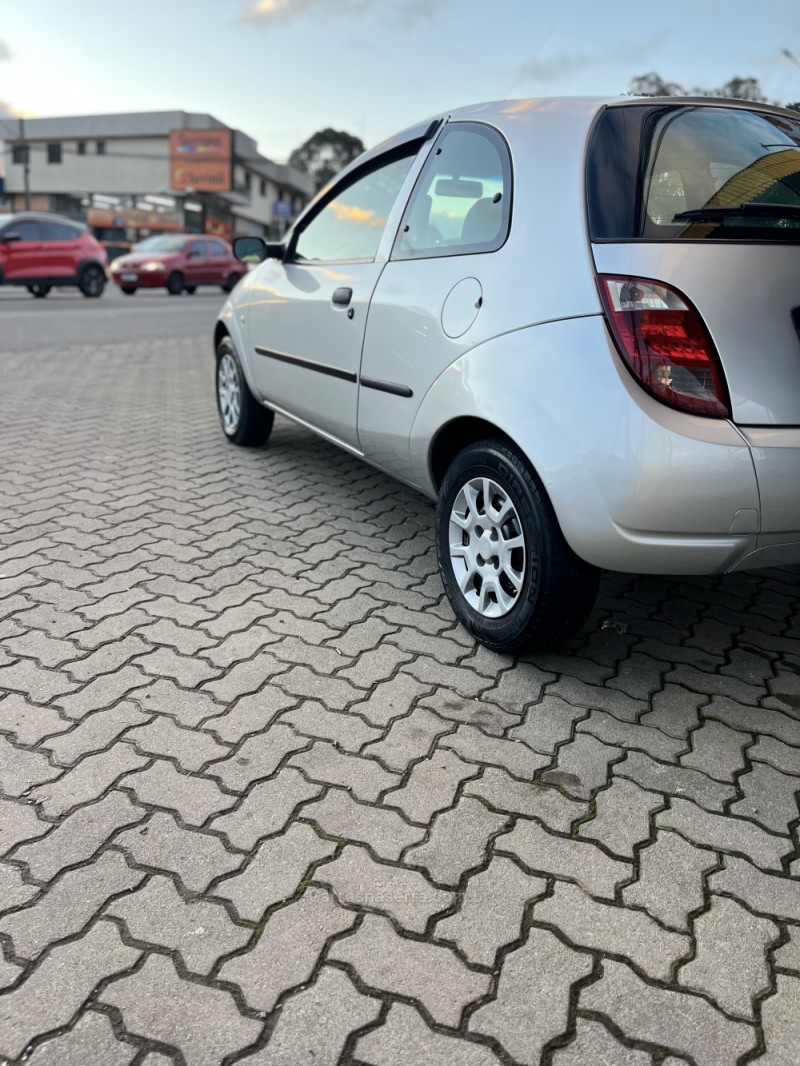 KA 1.0 MPI GL 8V GASOLINA 2P MANUAL - 2006 - CAXIAS DO SUL