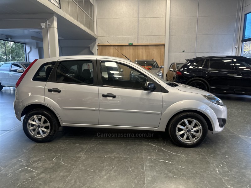 FIESTA 1.6 ROCAM HATCH 8V FLEX 4P MANUAL - 2011 - ESTâNCIA VELHA