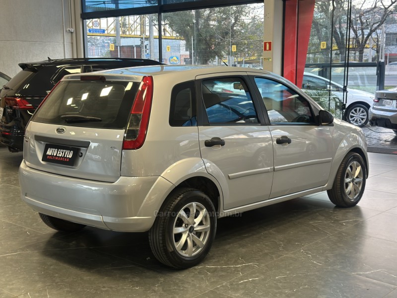FIESTA 1.6 ROCAM HATCH 8V FLEX 4P MANUAL - 2011 - ESTâNCIA VELHA