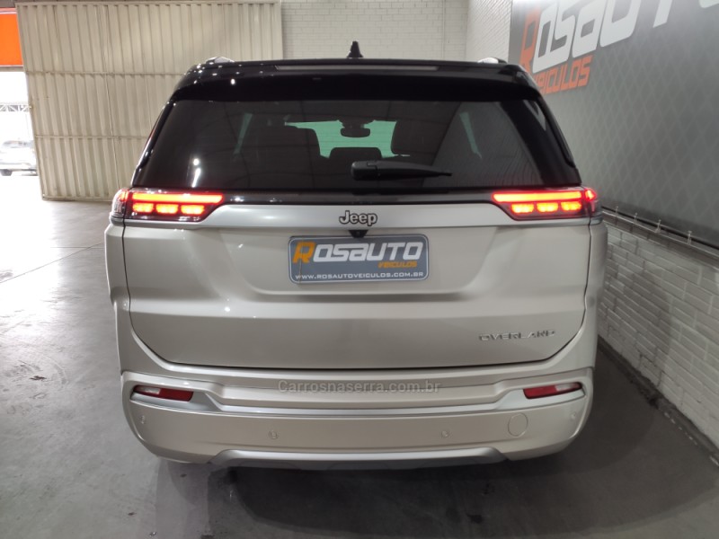 COMMANDER 1.3 OVERLAND T270 16V 4X2 TURBO FLEX 4P AUTOMÁTICO - 2023 - VENâNCIO AIRES