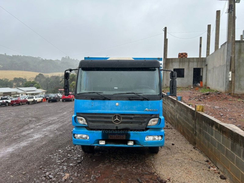 ATEGO 2425 3 EIXOS