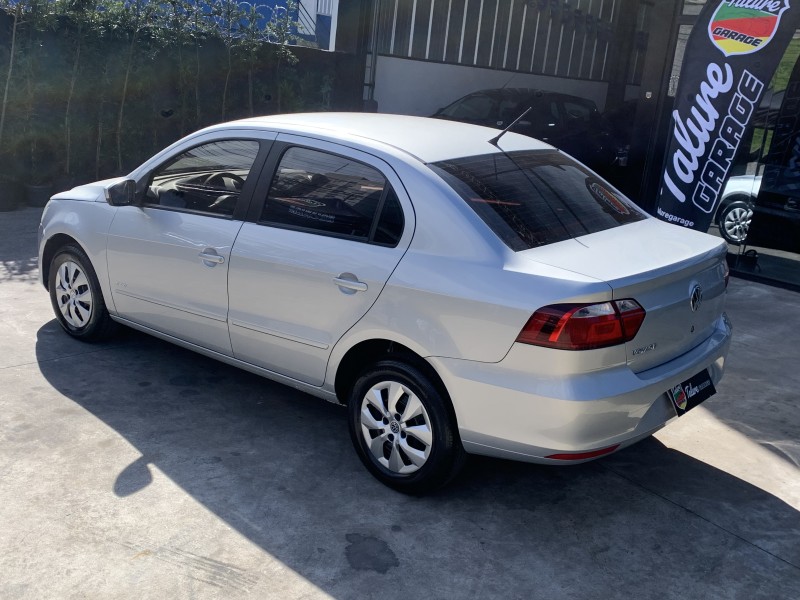 VOYAGE 1.0 MI TRENDLINE 8V FLEX 4P MANUAL - 2014 - CAXIAS DO SUL