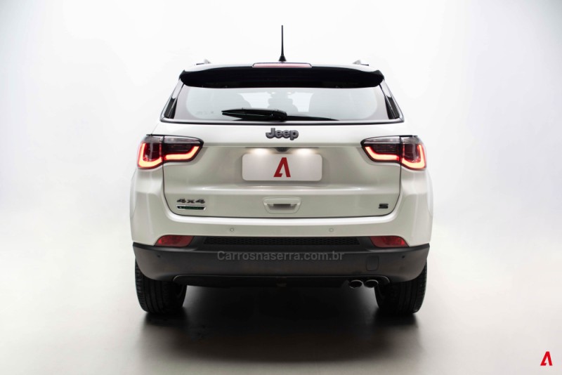 COMPASS 2.0 16V DIESEL LIMITED 4X4 AUTOMÁTICO - 2021 - GARIBALDI