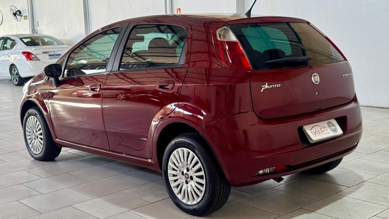 PUNTO 1.4 ATTRACTIVE 8V FLEX 4P MANUAL - 2011 - ESTâNCIA VELHA