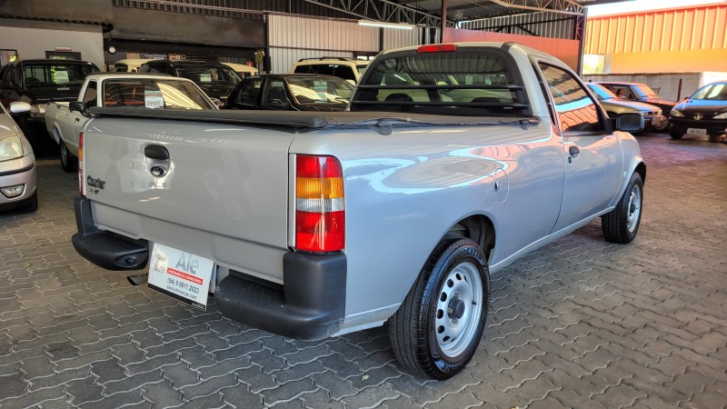 COURIER 1.6 MPI L 8V FLEX 2P MANUAL - 2011 - GARIBALDI
